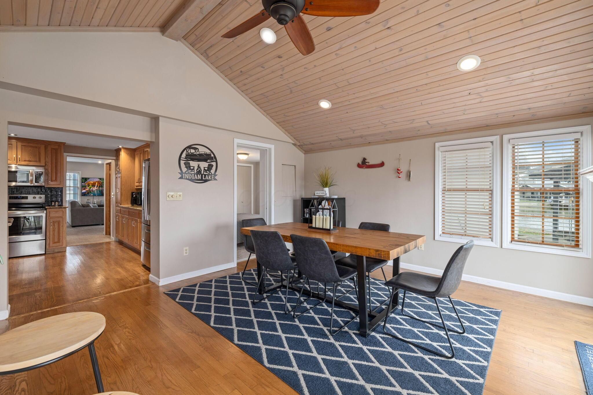 7842 Hickory Avenue, Russells Point, Ohio image 26