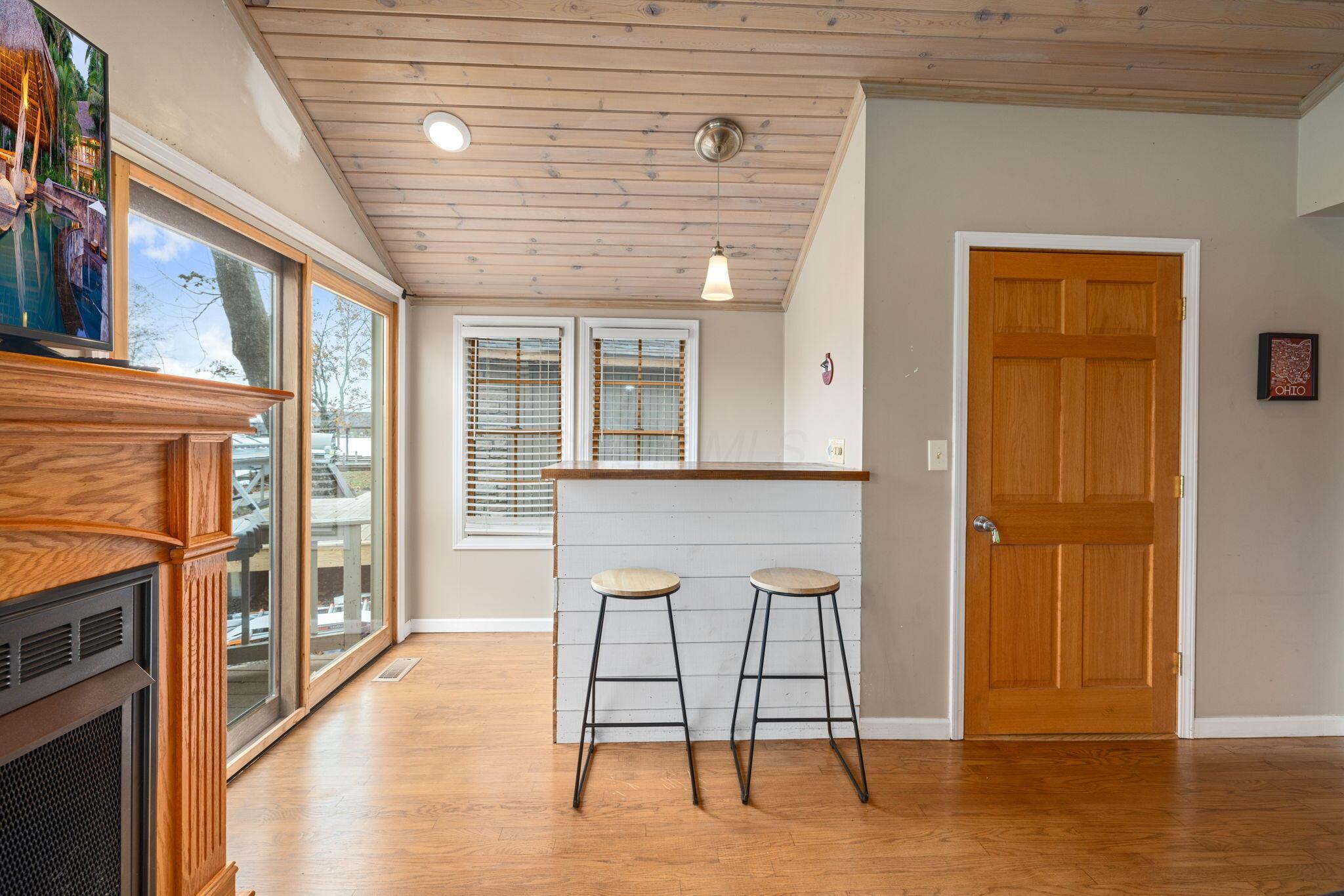 7842 Hickory Avenue, Russells Point, Ohio image 27