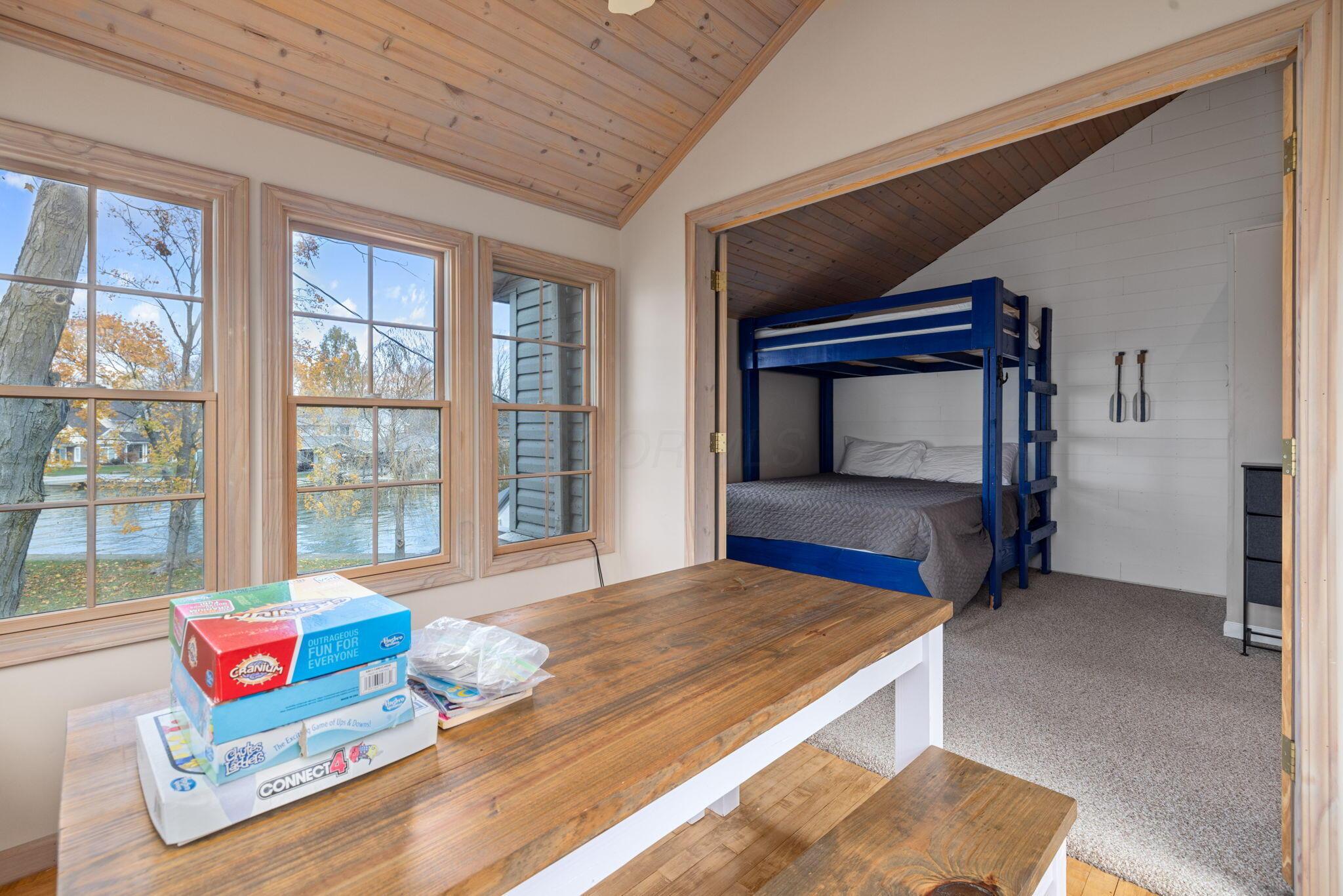 7842 Hickory Avenue, Russells Point, Ohio image 38