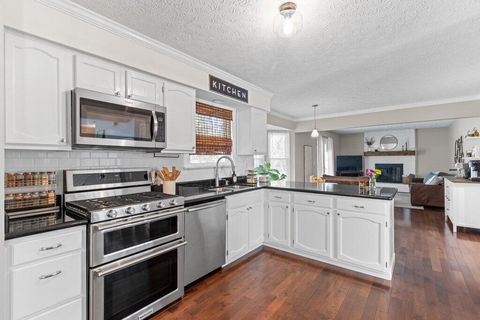 Tiny photo for 7981 Oakwind Court, Westerville, OH 43081 (MLS # 225039210)