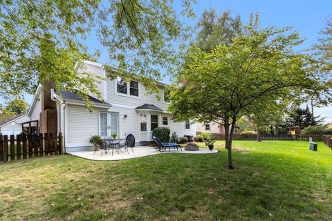 Tiny photo for 7981 Oakwind Court, Westerville, OH 43081 (MLS # 225039210)
