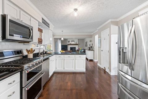 Tiny photo for 7981 Oakwind Court, Westerville, OH 43081 (MLS # 225039210)