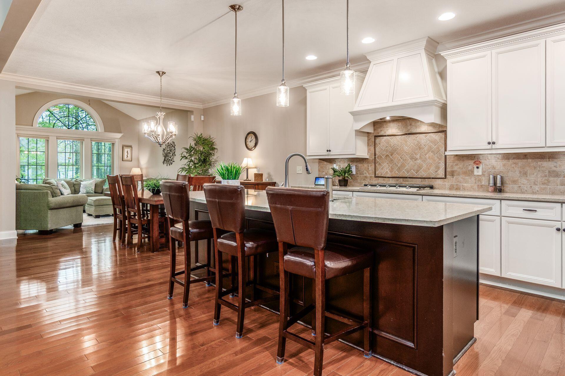 5464 Slater Ridge, Westerville, Ohio image 8