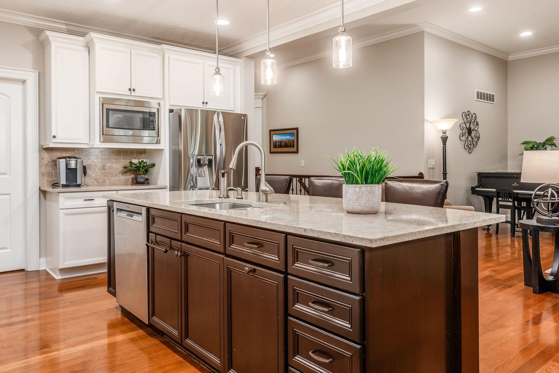 5464 Slater Ridge, Westerville, Ohio image 11