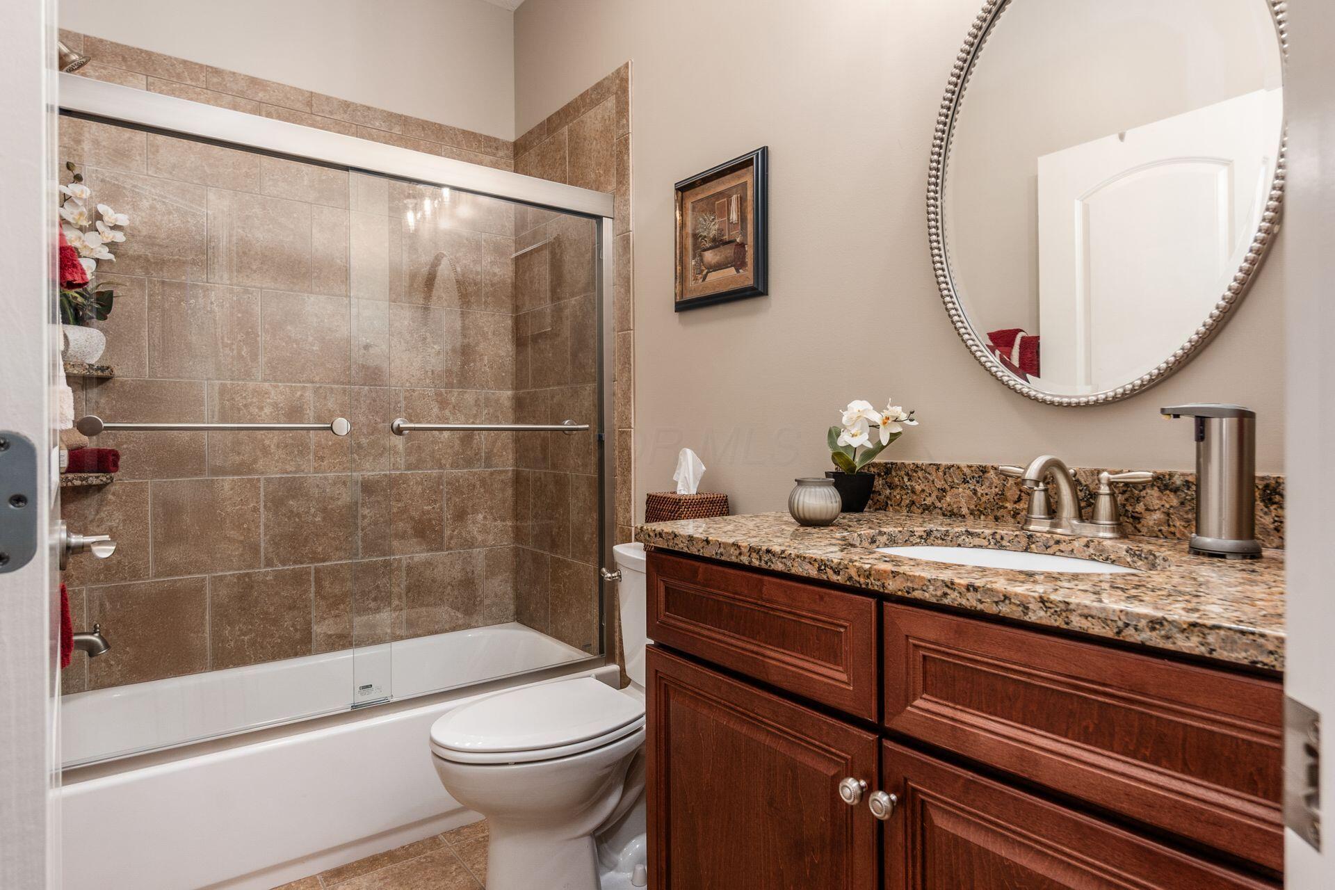 5464 Slater Ridge, Westerville, Ohio image 31