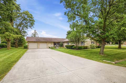 Homes For Sale - 1421 Clubwood Mnr<br/> Washington Court House, OH 43160