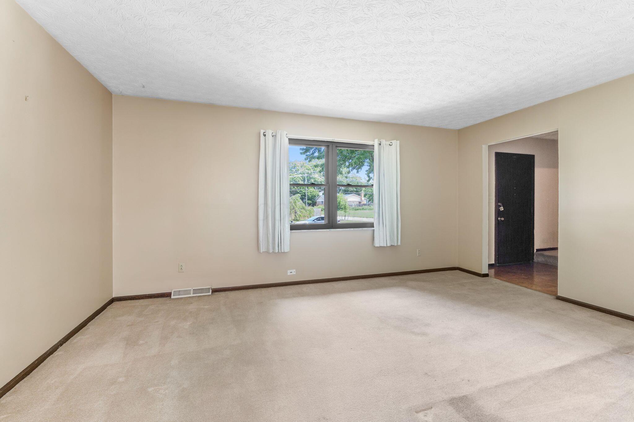 1773 Nestling Drive, Columbus, Ohio image 6