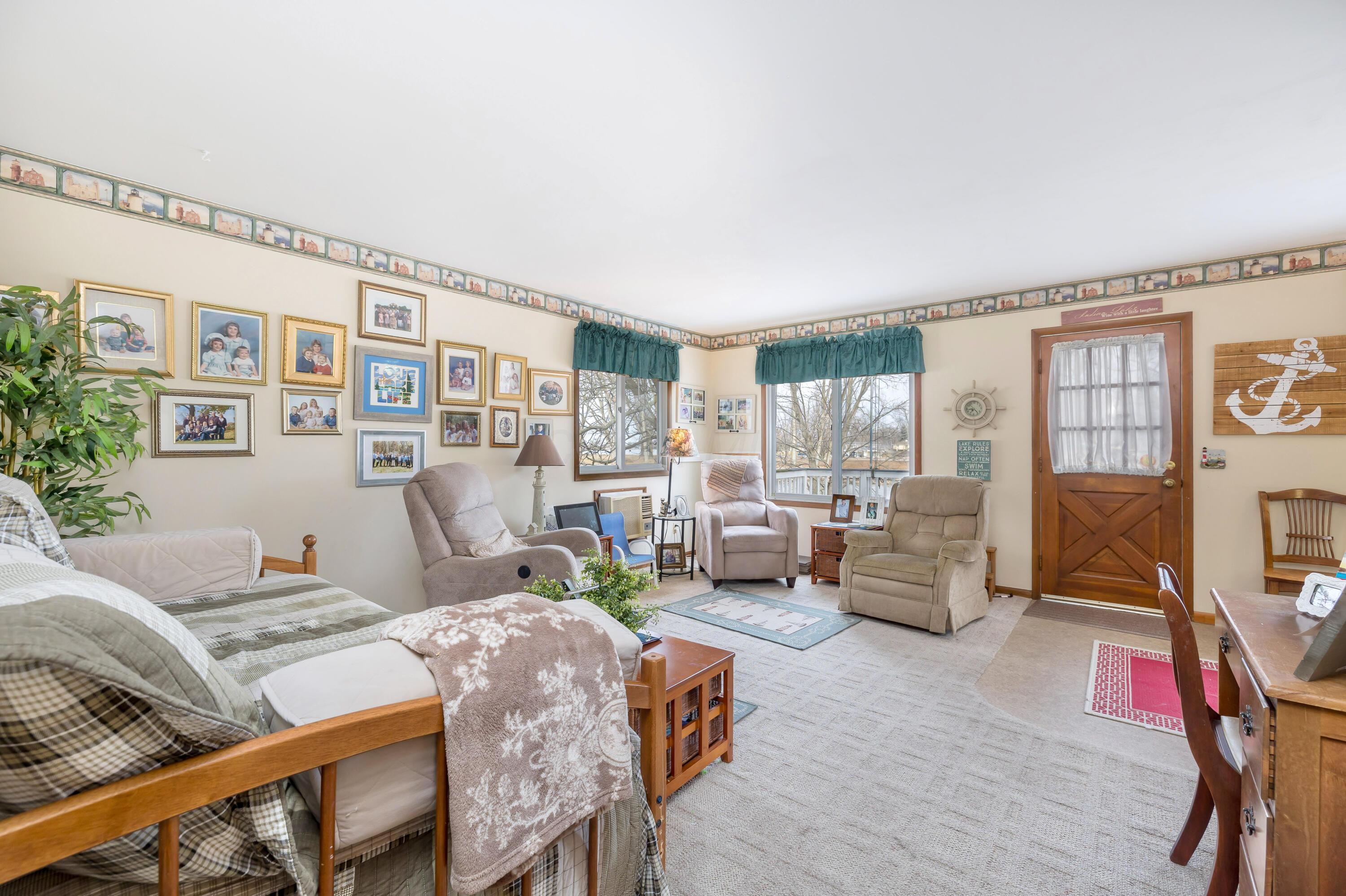 7630 Edgewater Avenue, Huntsville, Ohio image 12