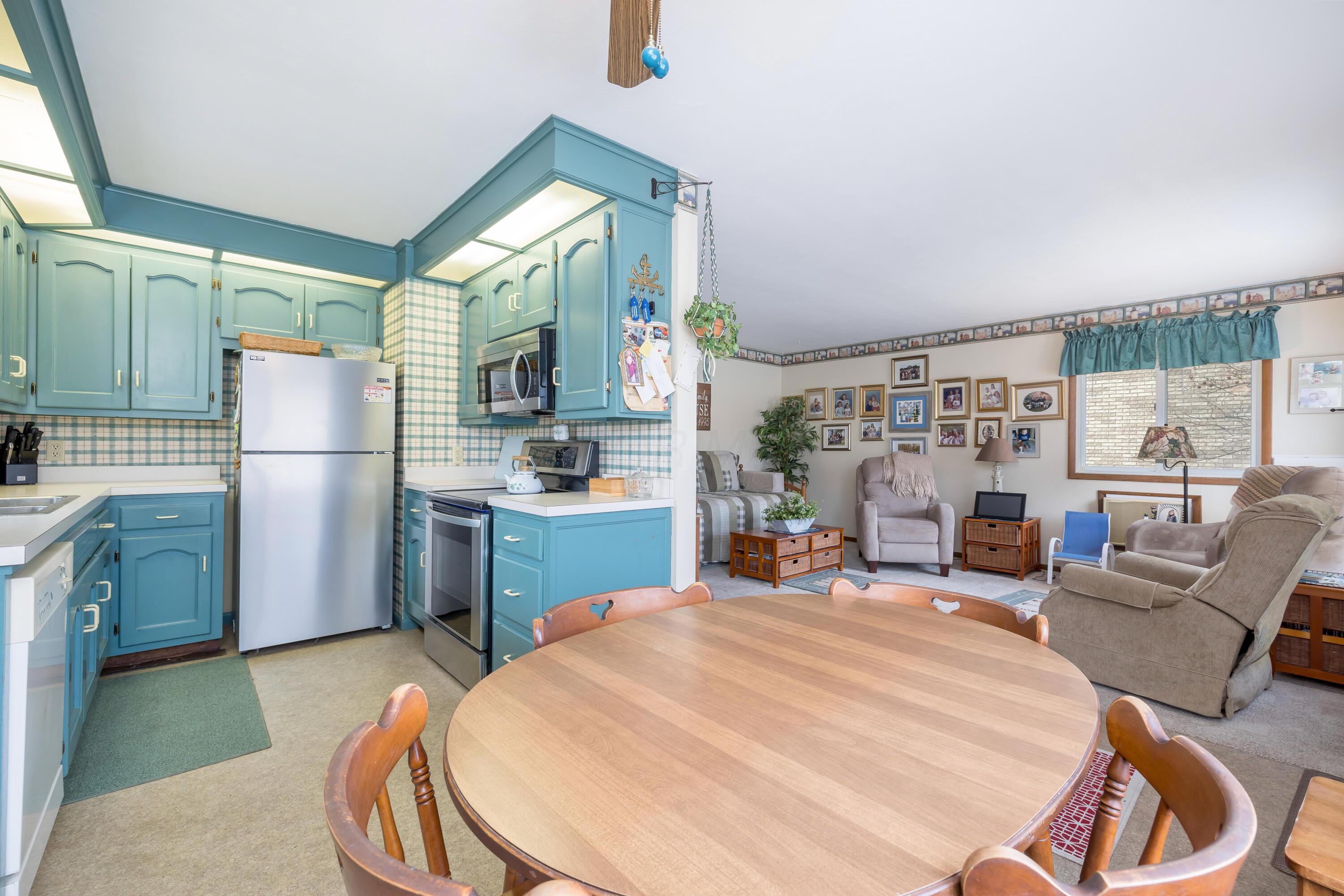 7630 Edgewater Avenue, Huntsville, Ohio image 18