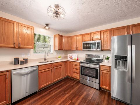 Tiny photo for 27 Fieldcrest Drive, Delaware, OH 43015 (MLS # 226018109)