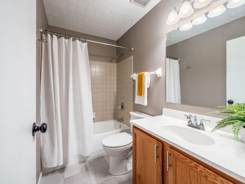 Tiny photo for 27 Fieldcrest Drive, Delaware, OH 43015 (MLS # 226018109)