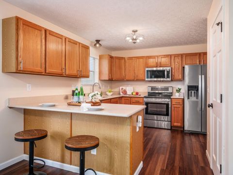 Tiny photo for 27 Fieldcrest Drive, Delaware, OH 43015 (MLS # 226018109)