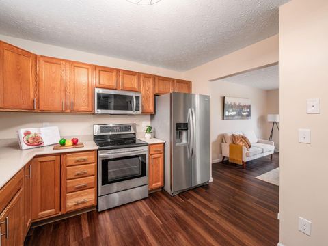 Tiny photo for 27 Fieldcrest Drive, Delaware, OH 43015 (MLS # 226018109)