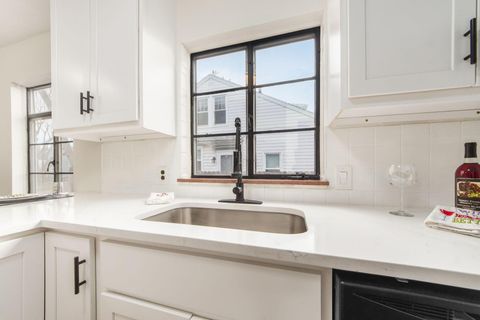 Tiny photo for 227 S Sylvan Avenue, Columbus, OH 43204 (MLS # 225045907)