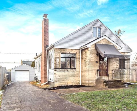 Tiny photo for 227 S Sylvan Avenue, Columbus, OH 43204 (MLS # 225045907)