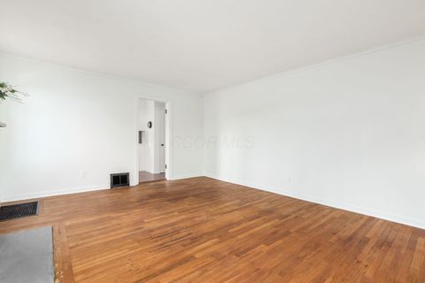 Tiny photo for 227 S Sylvan Avenue, Columbus, OH 43204 (MLS # 225045907)