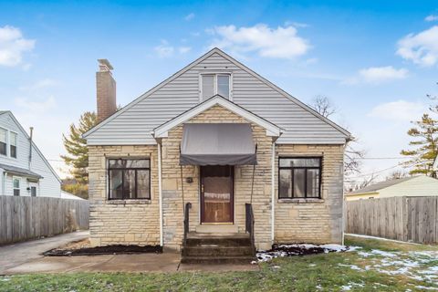 Photo of 227 S Sylvan Avenue, Columbus, OH 43204 (MLS # 225045907)