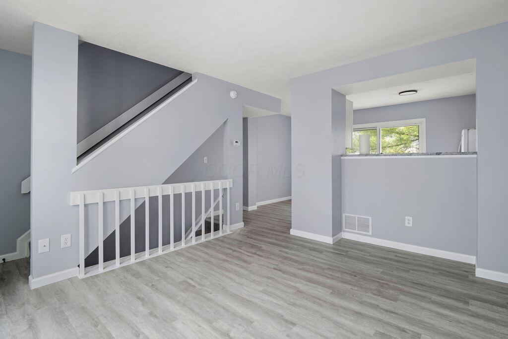 852 Pine Way Drive #E2, Columbus, Ohio image 5