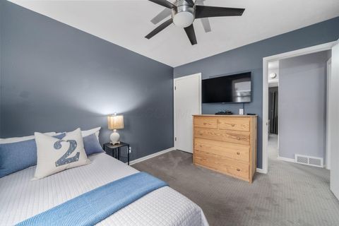 Tiny photo for 1904 Willoway Circle S, Columbus, OH 43220 (MLS # 226000709)