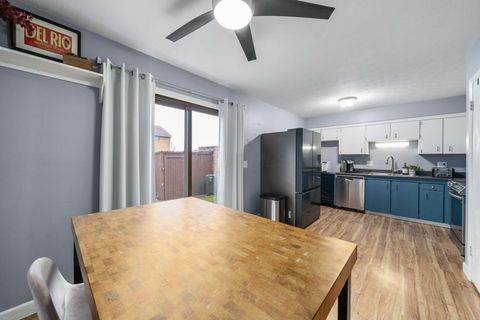 Tiny photo for 1904 Willoway Circle S, Columbus, OH 43220 (MLS # 226000709)