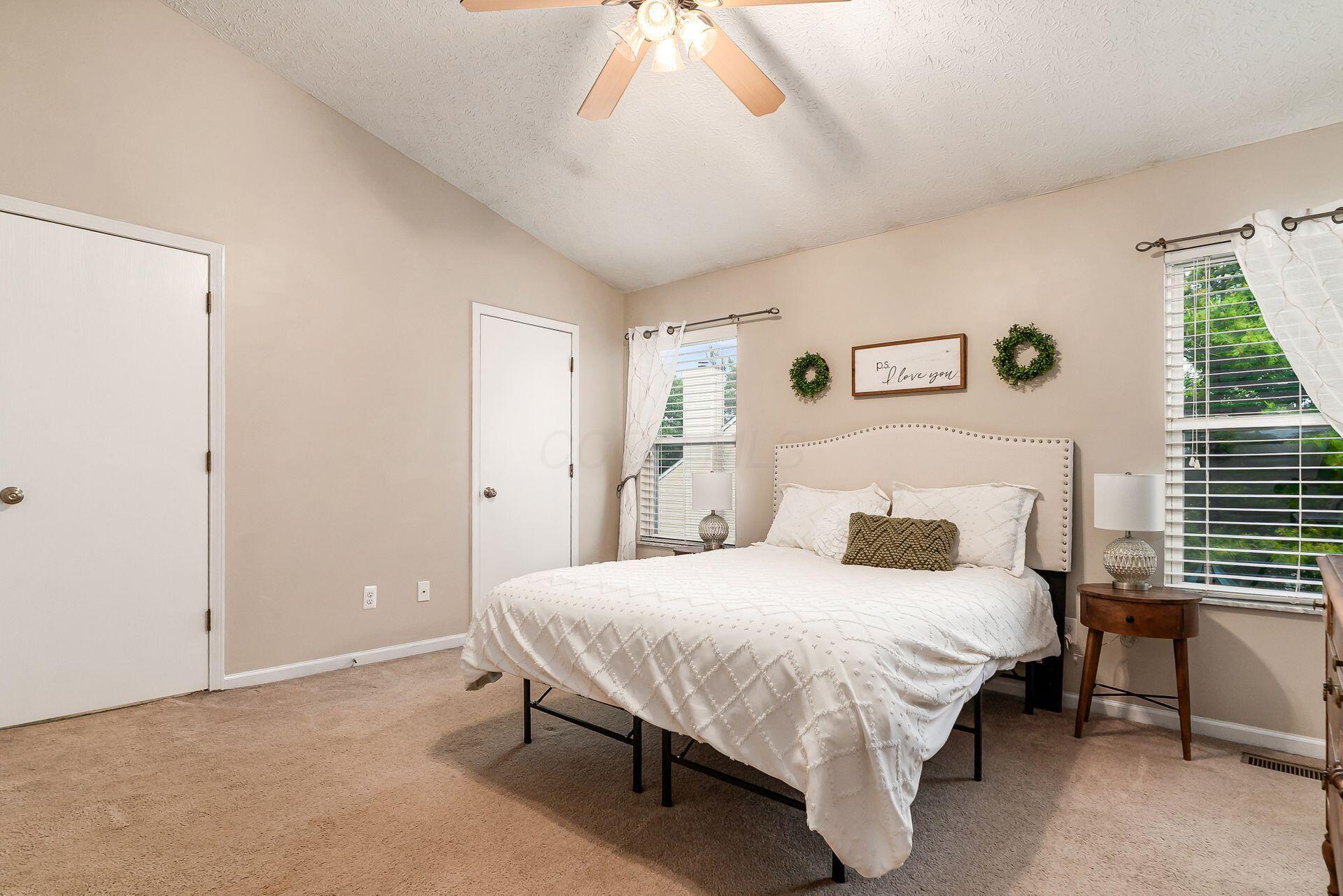 5062 Hilliard Green Drive, Hilliard, Ohio image 12