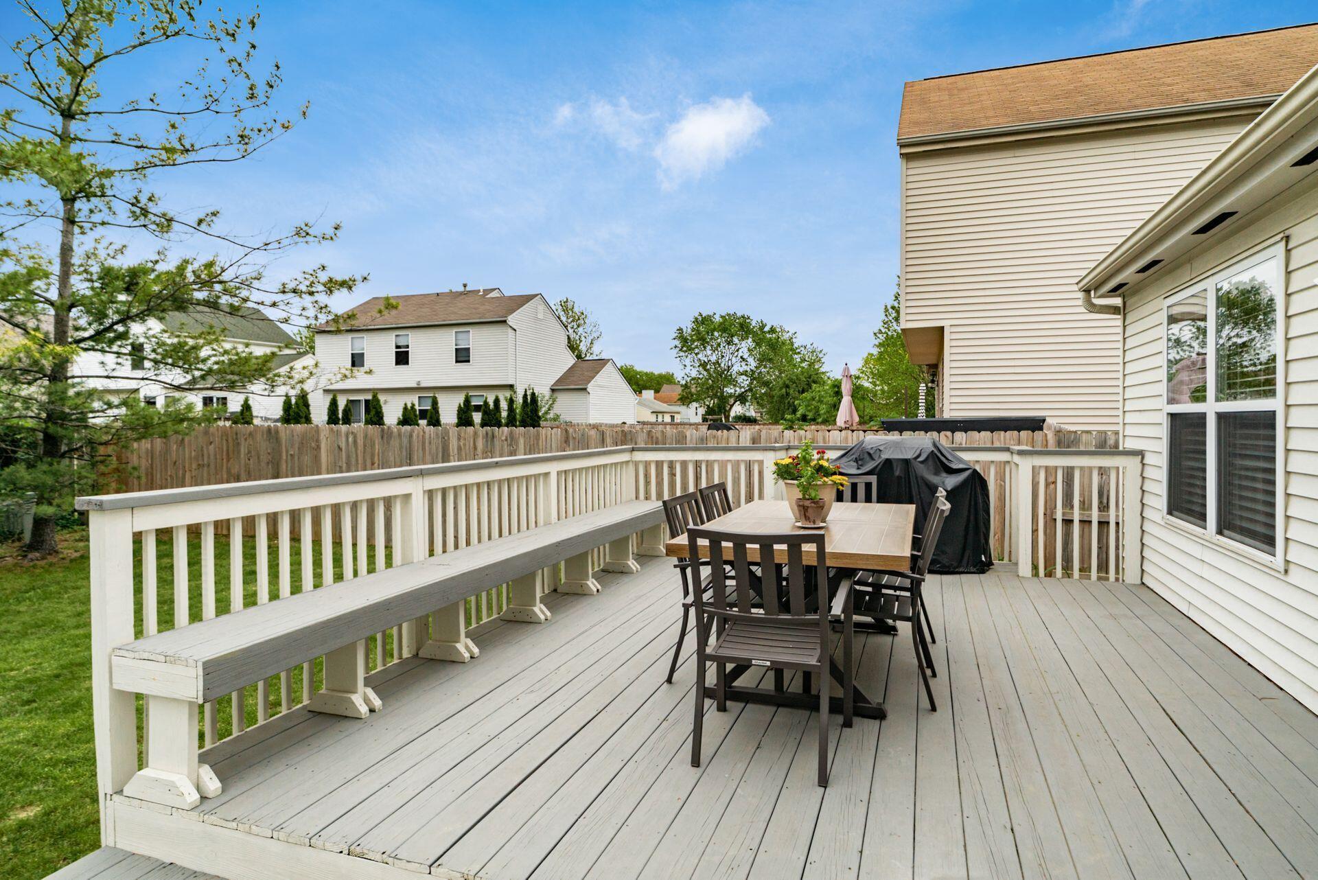 5062 Hilliard Green Drive, Hilliard, Ohio image 24