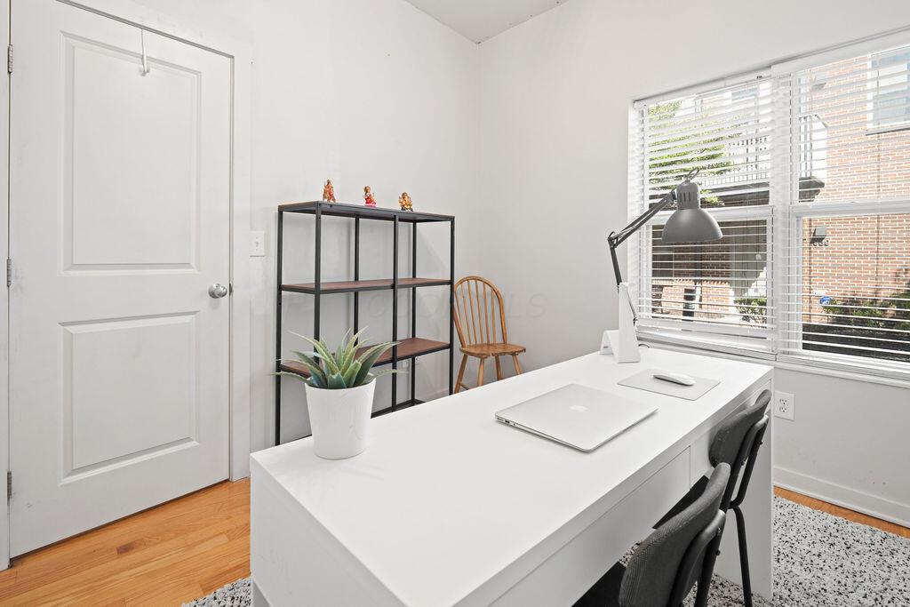 Columbus, Ohio 43206, United States, 2 Bedrooms Bedrooms, ,3 BathroomsBathrooms,Residential,Active,203190