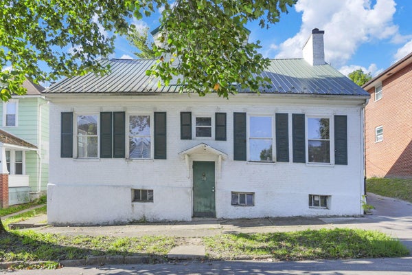 241 PERRY ST, LANCASTER, OH 43130 - Image c2fc290ad2b76fb7b13ce603fc4d3c46/3430598898