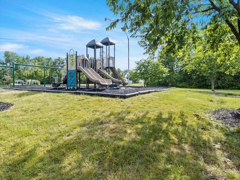 Tiny photo for 2741 Acarie Drive, Columbus, OH 43219 (MLS # 225037675)