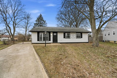 Photo of 60 Benson Court, Groveport, OH 43125 (MLS # 225045992)