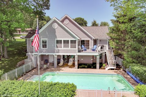 Photo of 763 Glenview Drive, Howard, OH 43028 (MLS # 226018491)