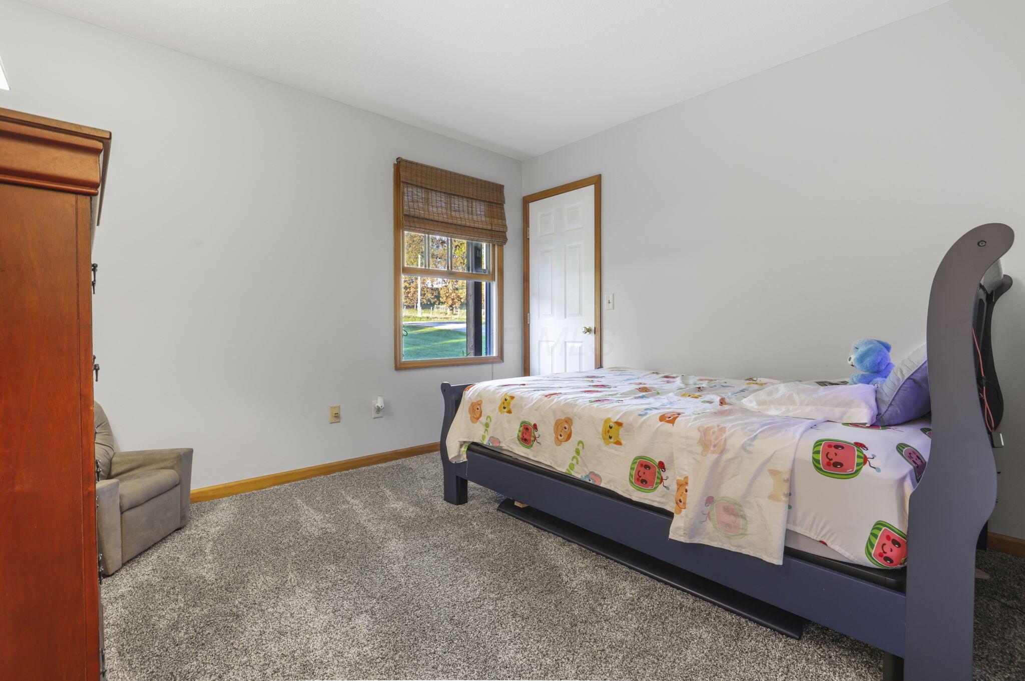 645 Refugee Road, Hebron, Ohio image 28