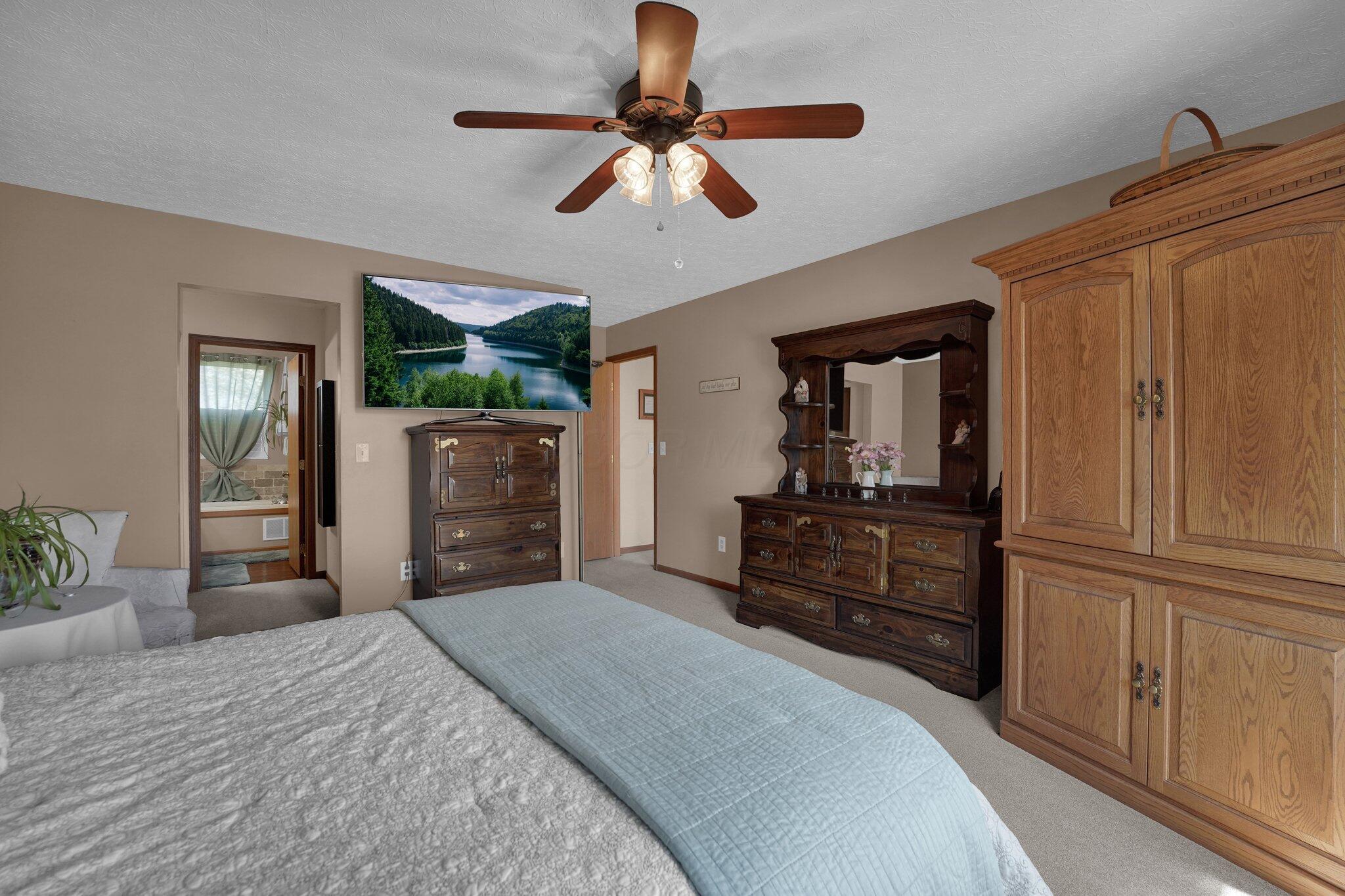 2977 Lake Hollow Road, Hilliard, Ohio image 24