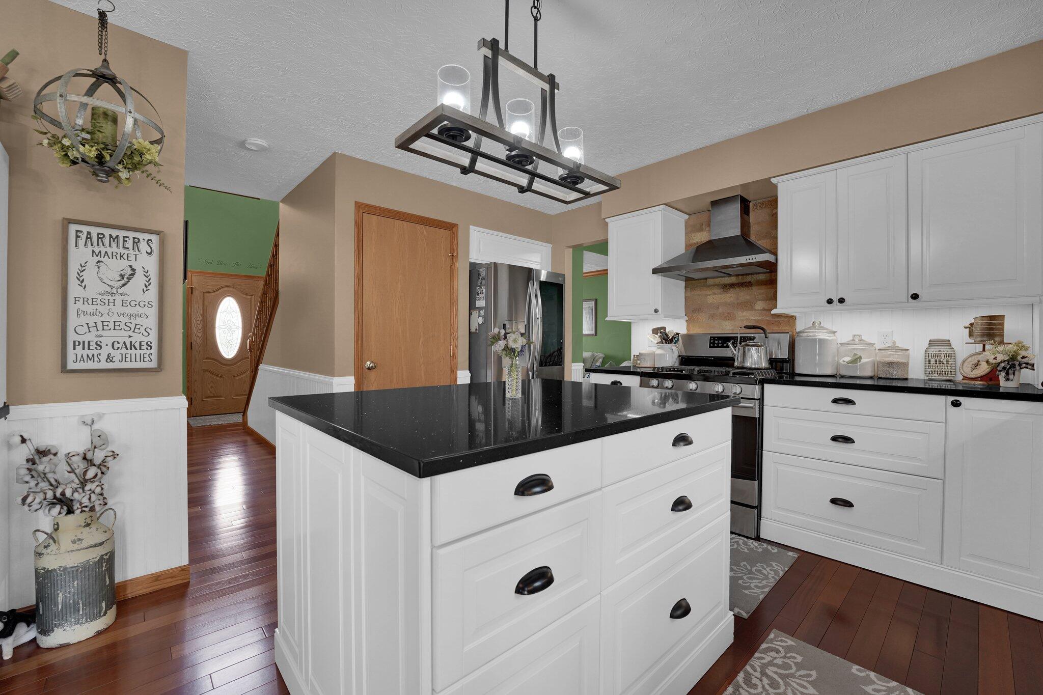 2977 Lake Hollow Road, Hilliard, Ohio image 12