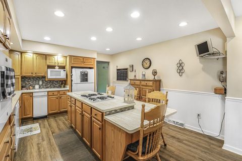 Tiny photo for 184 Citation Drive SW, Pataskala, OH 43062 (MLS # 225037478)