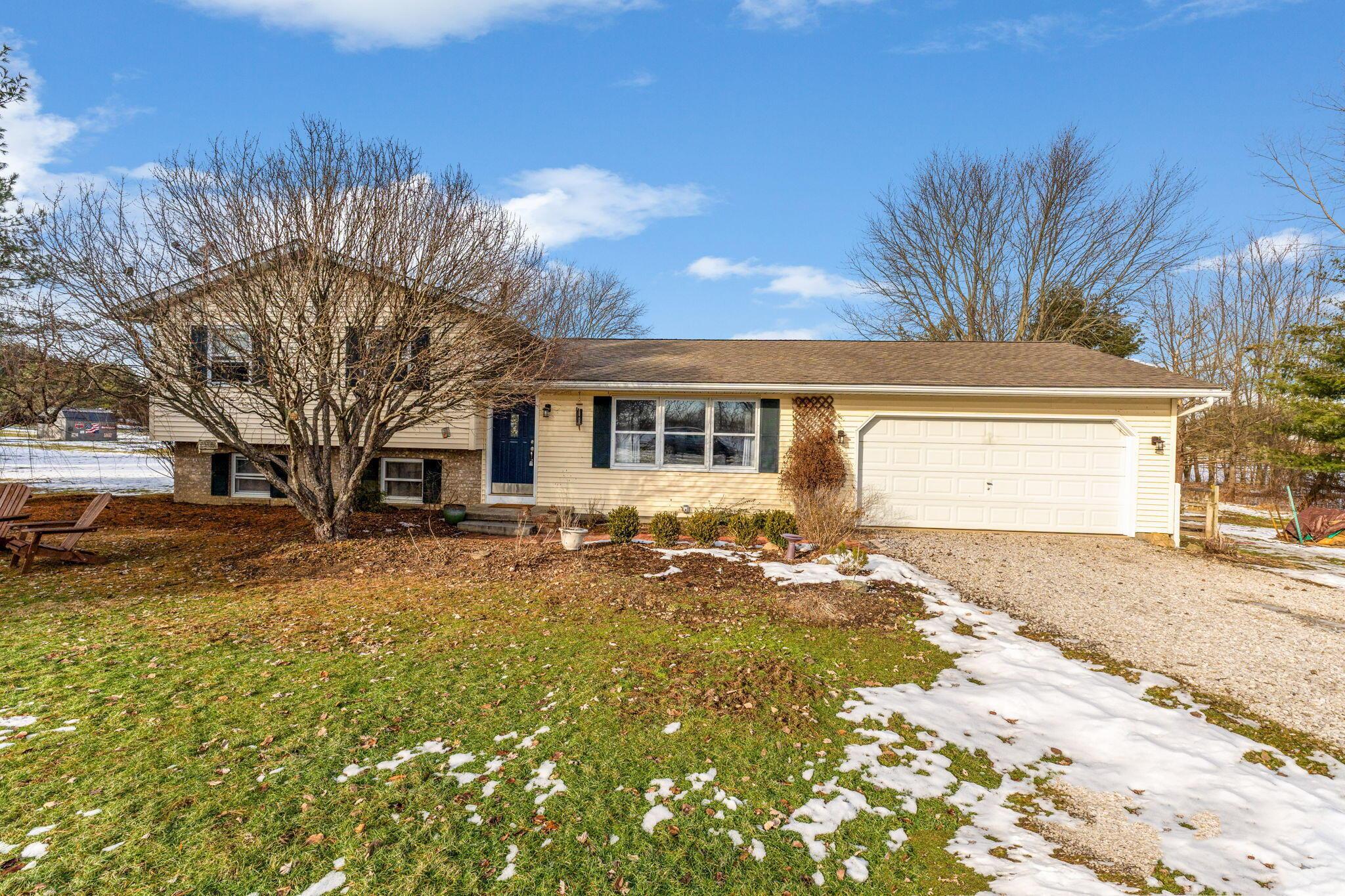 9238 Sportsman Club Road, Johnstown, Ohio image 1