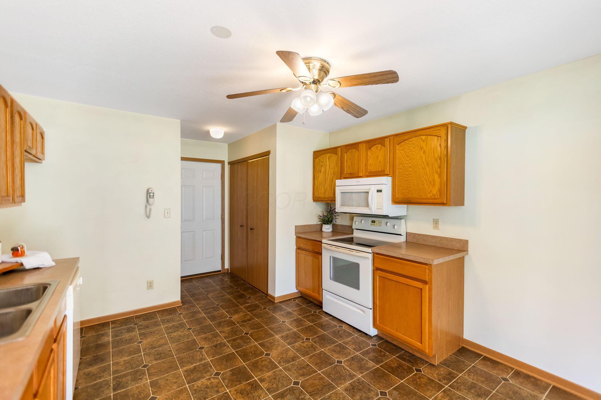 863 Maher Avenue, Lancaster, Ohio image 12