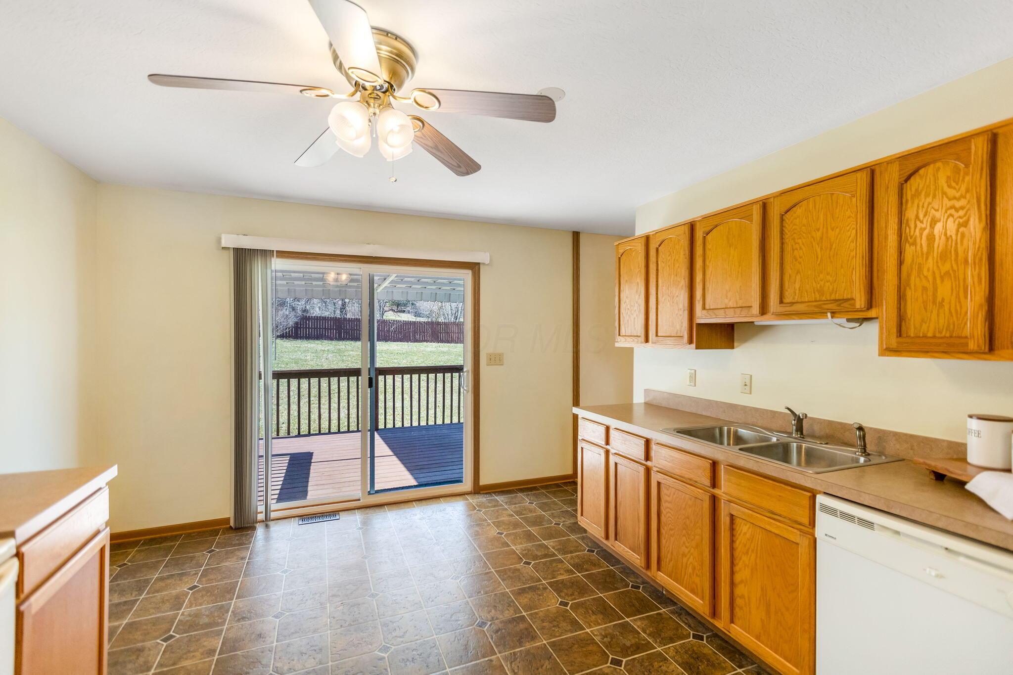863 Maher Avenue, Lancaster, Ohio image 11