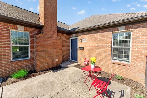 Photo of 2679 Trottersway Drive, Columbus, OH 43235 (MLS # 226011295)