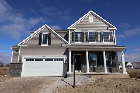 Photo of 305 River Birch Drive, Galena, OH 43021 (MLS # 226000129)