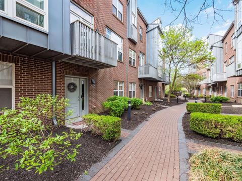 Photo of 1001 S Wall Street, Columbus, OH 43206 (MLS # 226012674)