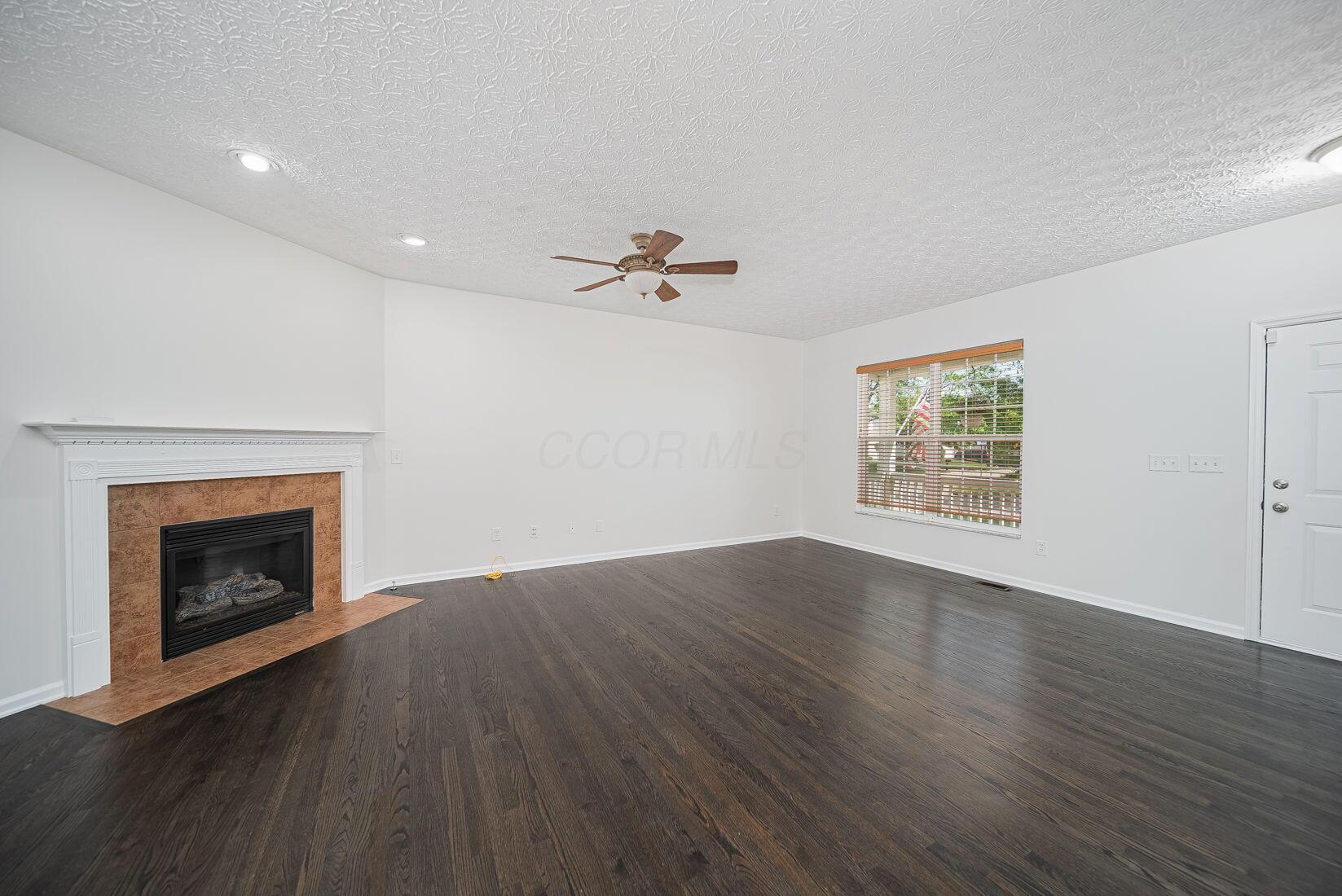 1019 Wallace Drive, Delaware, Ohio image 9