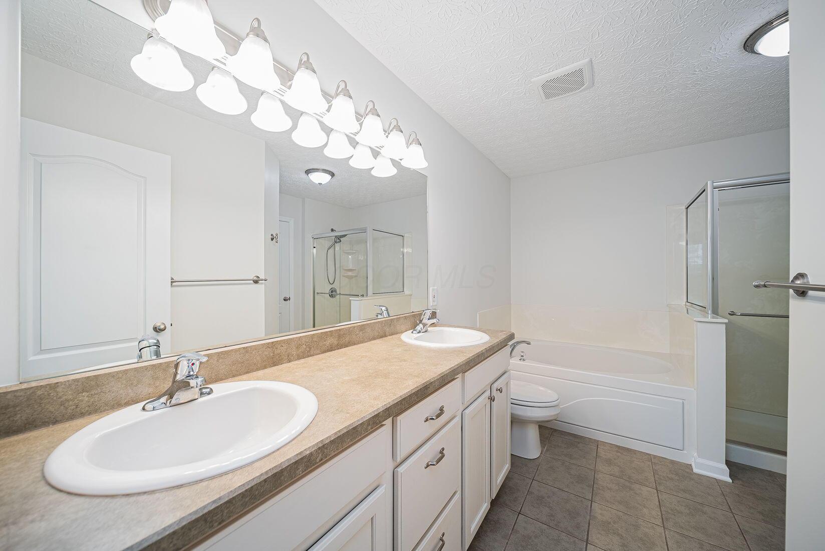 1019 Wallace Drive, Delaware, Ohio image 30