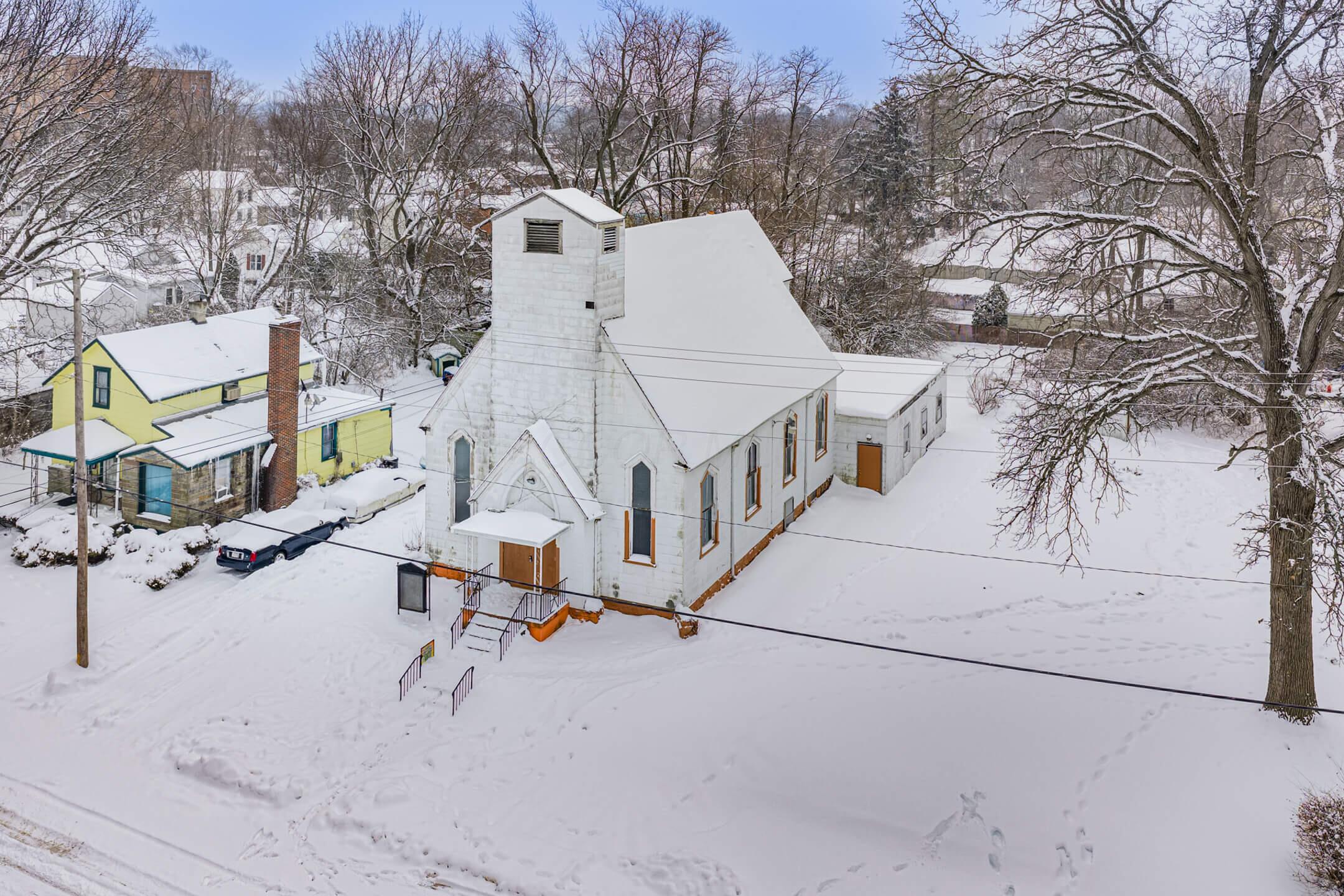 2425 Kenilworth Avenue