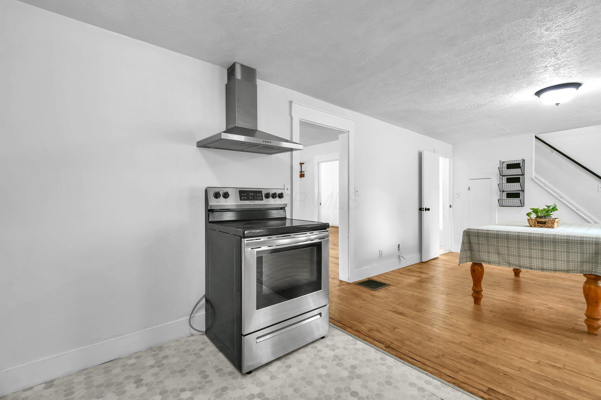 221 W Mulberry Street, Baltimore, Ohio image 12
