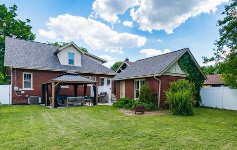 Tiny photo for 62 Glencoe Road, Columbus, OH 43214 (MLS # 226020225)