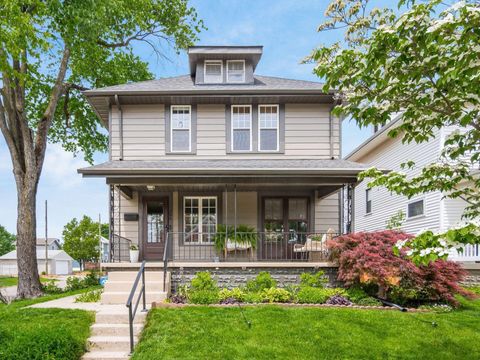 Photo of 306 E Jenkins Avenue, Columbus, OH 43207 (MLS # 226014564)