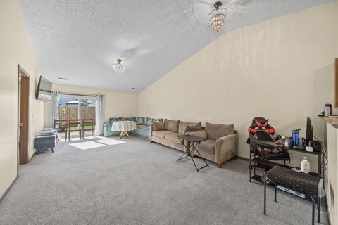 Tiny photo for 1521 October Ridge Court, Columbus, OH 43223 (MLS # 226003256)