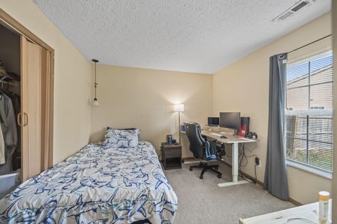 Tiny photo for 1521 October Ridge Court, Columbus, OH 43223 (MLS # 226003256)