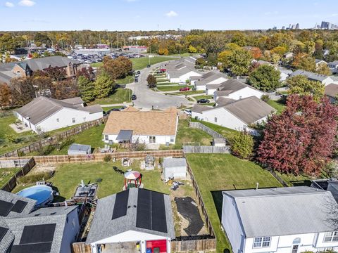 Tiny photo for 1521 October Ridge Court, Columbus, OH 43223 (MLS # 226003256)